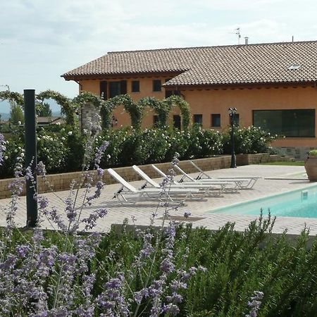 Villa Il Fienile Di Asís Exterior foto