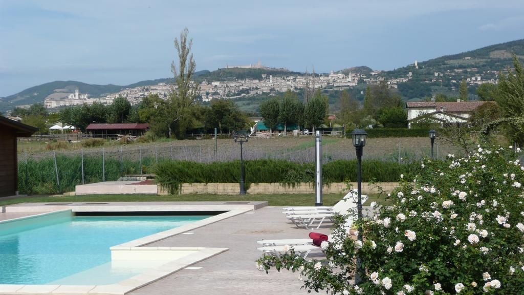 Villa Il Fienile Di Asís Exterior foto